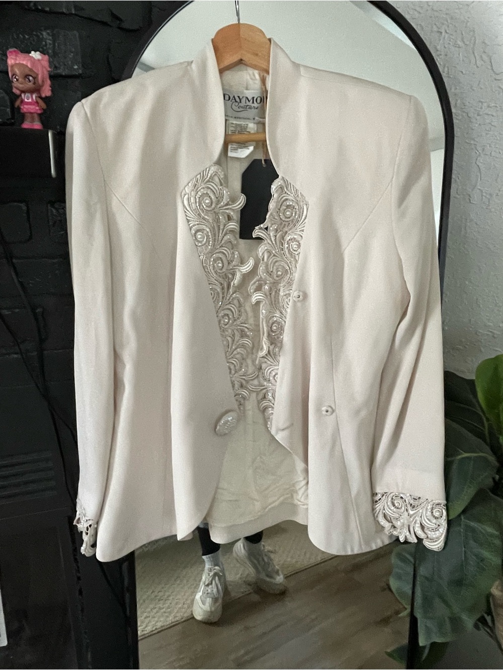 Daymore Cream Embellished Women's Blazer
